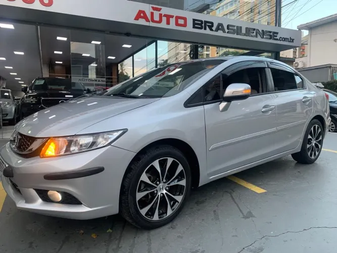 Honda Civic Sedan LXR 2.0 Flexone 16V Aut. 4P 2015