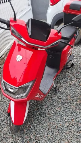 Scooter elétrica Duact Maxus Vermelha