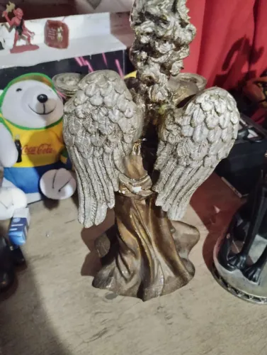 Estatuetas de anjo