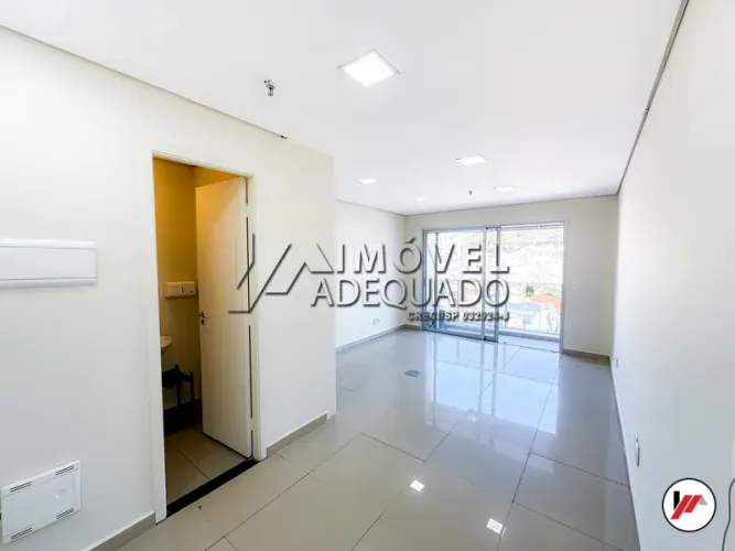 Sala Comercial para Locação de 27m² na Vila Campesina, Osasco/SP