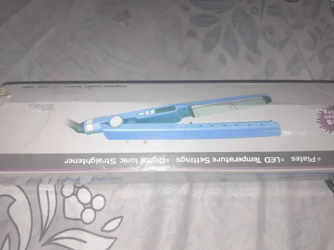 Muito boa vai até 450 Graus chapinha profissional 