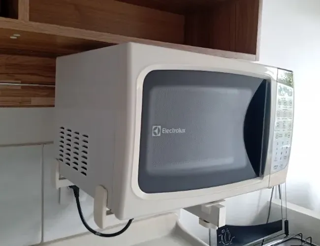 Microondas 20Lts. Eletrolux