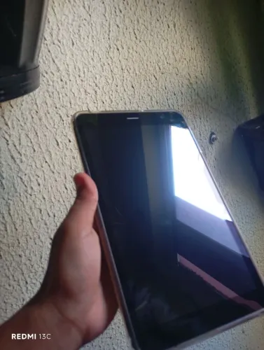 Tablet em ótimo estado, praticamente novo!