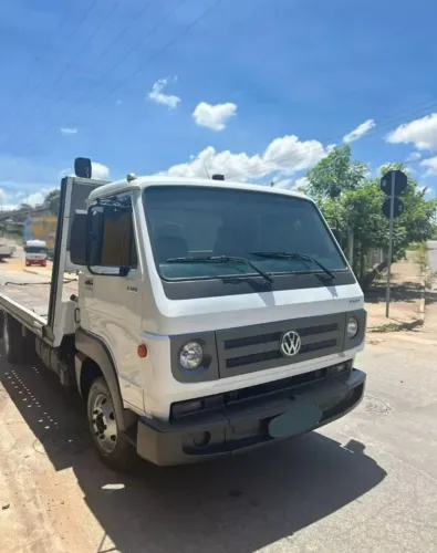 VW 8160 Guincho Plataforma Asa Delta - Ano 2014