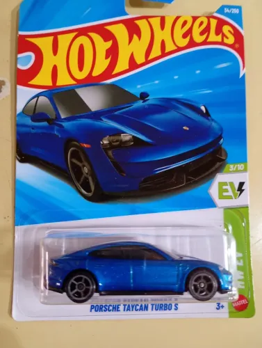 Hot Wheels Porsche Taycan Turbo