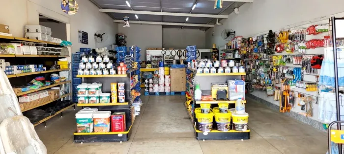 VENDO FERRAGISTA COMPLETA