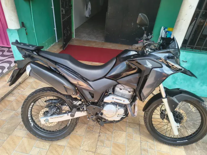 XRE 300