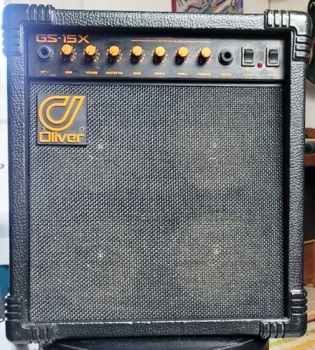 Amplificador Oliver GS-15X
