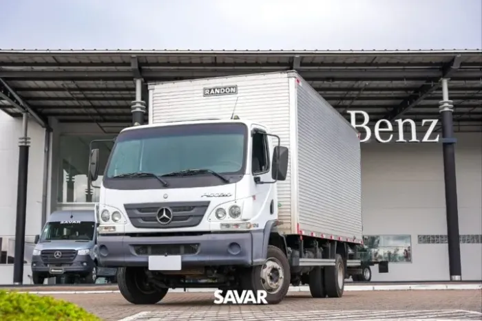Mercedes Benz Accelo 1016 