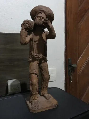 Escultura de barro caboclo