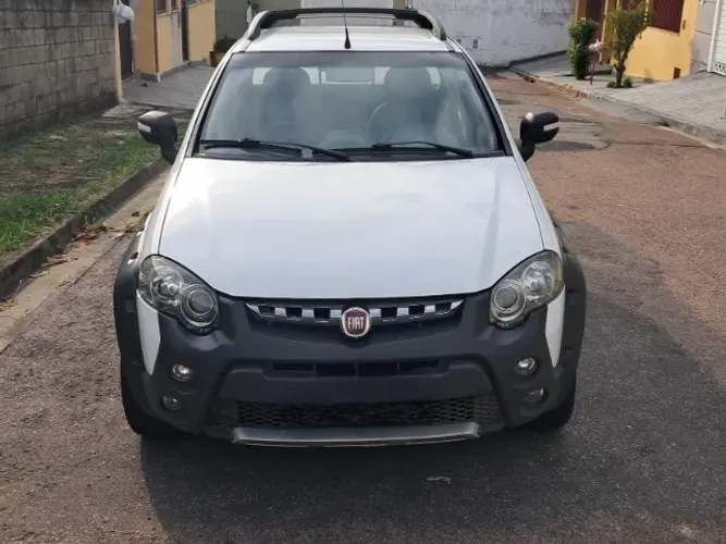 Fiat Strada Adventure 1.8/ 1.8 Locker Flex CE 2016