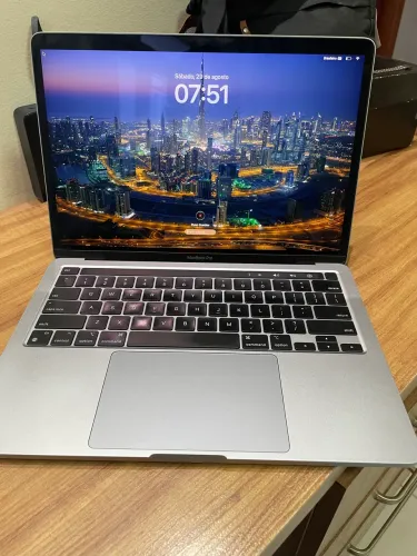 Macbook Pro M1 8GB 256 SSD