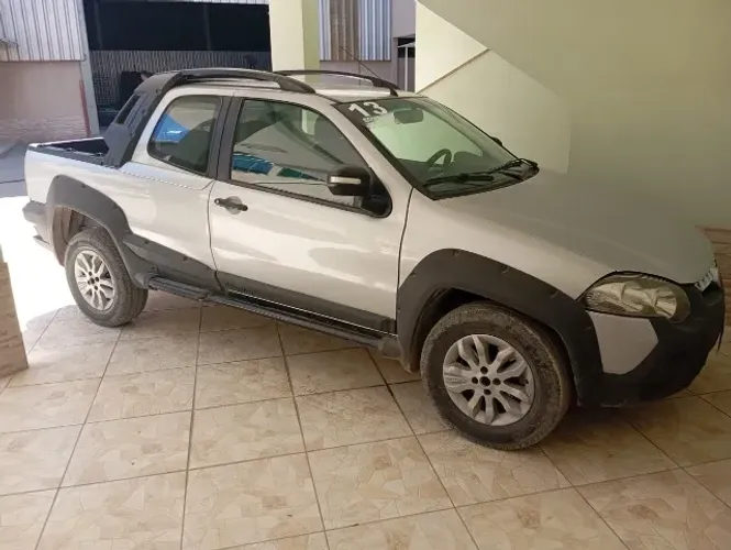 Fiat Strada Adventure1.8/ 1.8 Locker Flex CD 2013