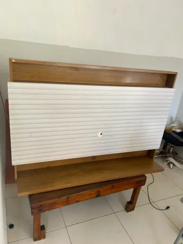 Painel para TV conservado