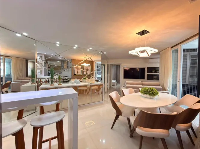 Apartamento à venda mobiliado em andar alto com churrasqueira e lazer completo