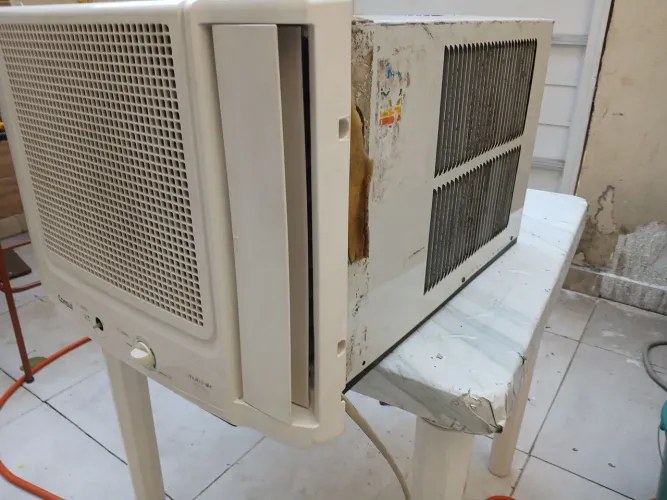 Ar condicionado Cônsul 10.000 janela