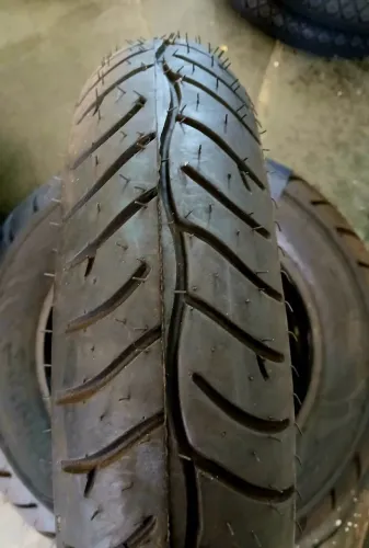 110/70-16 original de moto 