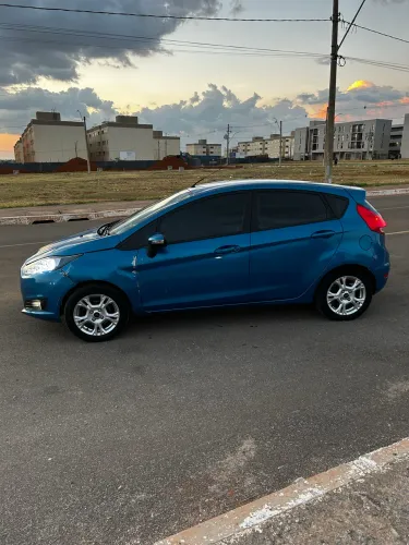 Ford Fiesta 1.5 16V Flex Mec. 5P 2014
