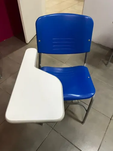 Carteira escolar adulto