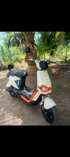 Vende-se Moto Elétrica