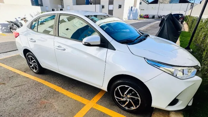 Toyota Yaris XL Sedan 1.5 Flex 16V 4P Aut. 2024