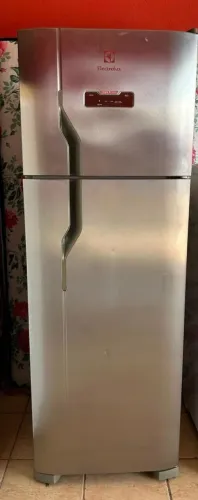 GELADEIRA ELECTROLUX FROST FREE