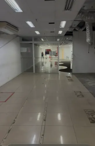 Ponto Comercial Exclusivo de 900 m² com Duas Frentes no Centro de Duque de Caxias