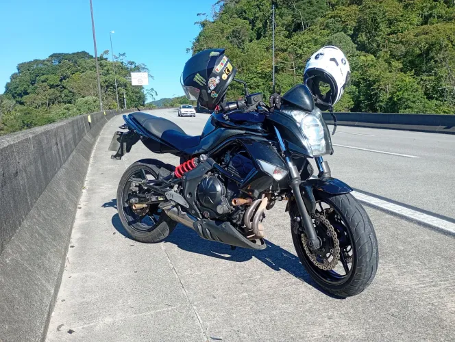 Kawasaki er6n - muito bem cuidada