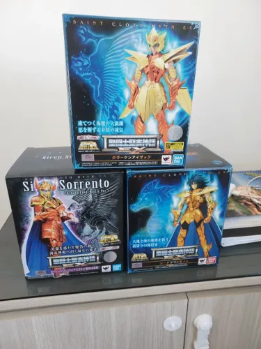 Vendo Cloth Myth EX Bandai originais, usados. Possuem manual e caixa com todos os blisters