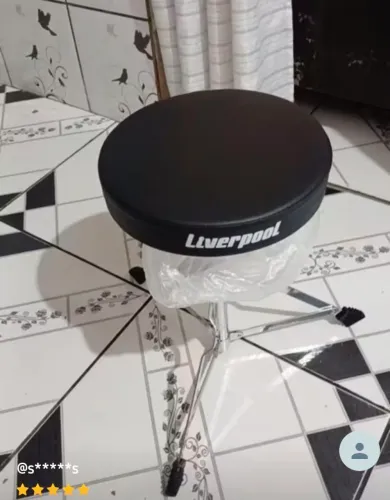Vendo banco liverpool para bateria novo no plastico 