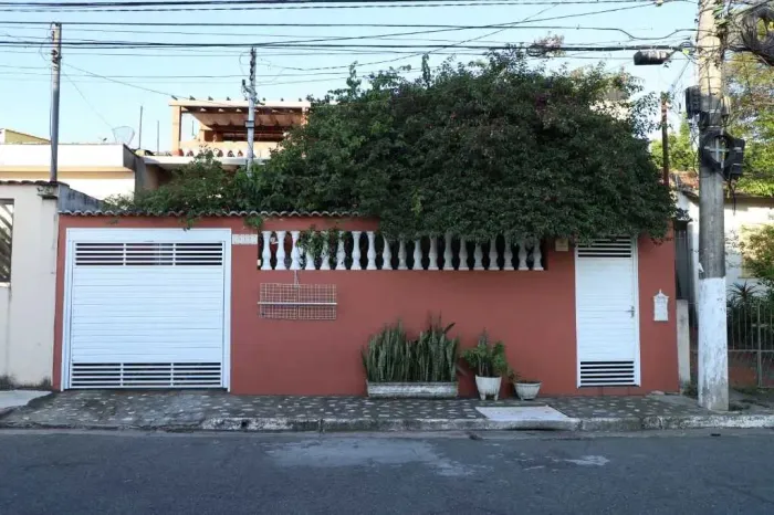 Exelente casa , muito bem localizada ao lado da Autonomistas , ACM e Forum