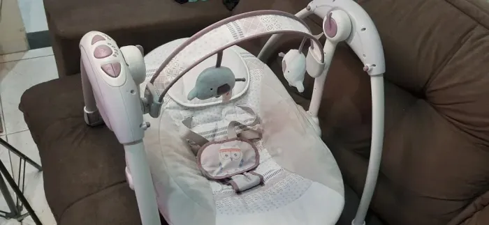 Cadeirinha Mastela Deluxe Portable Swing - 5 velocidades de balanço