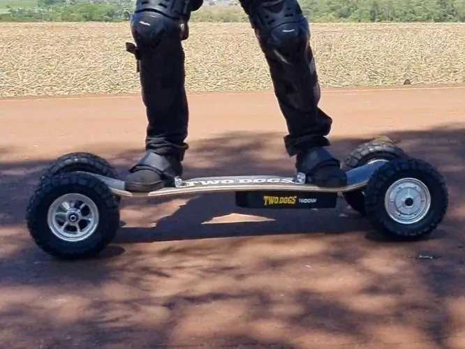 Skate Eletrico Off-road Two Dogs 1600w