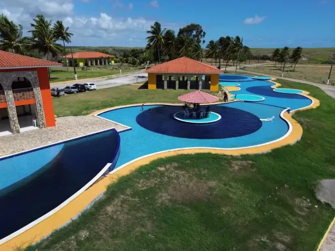 vendo tereno com 1300m2 em condomínio fechado oportunidade