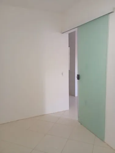 Alugo casa Cajazeiras 8.