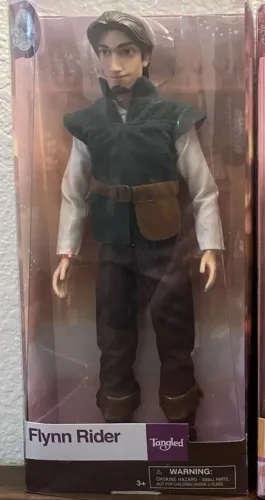BONECO KEN FLYNN RIDER. RAPUNZEL NOVO LACRADO Disney store