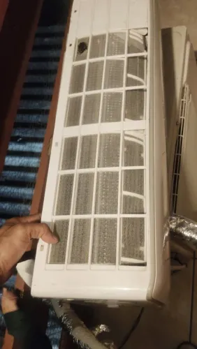 Vendo ar condicionado frio 9 mil BTUs