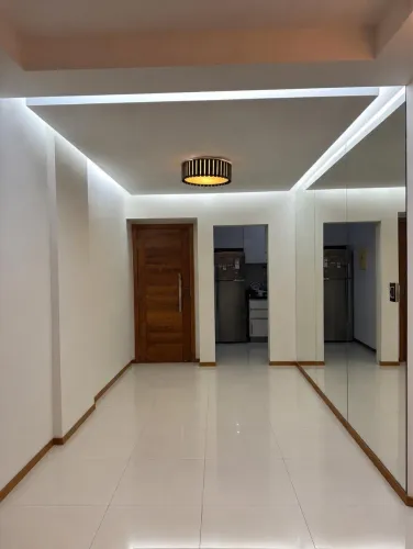 Apartamento para Aluguel - Parcialmente Mobiliado