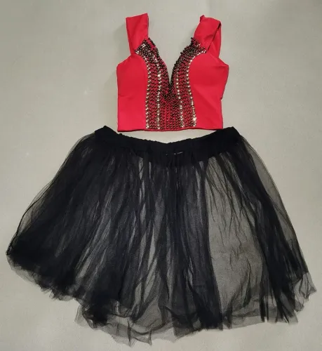 Roupas para festas - (R$ 30,00 conjunto)