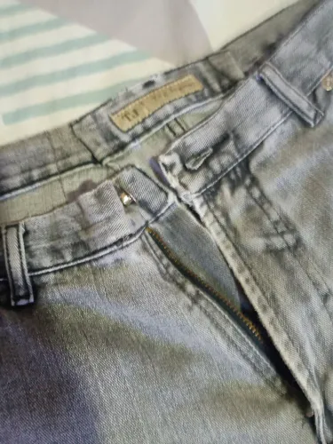 Calça jeans TNG 44