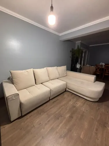 Sofá retrátil com chaise 2,85m
