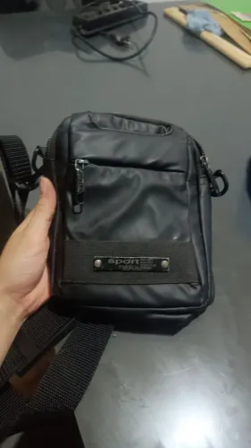Bolsa de ombro/transversal masculina - impermeável sintética 