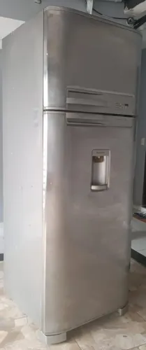 Geladeira inox
