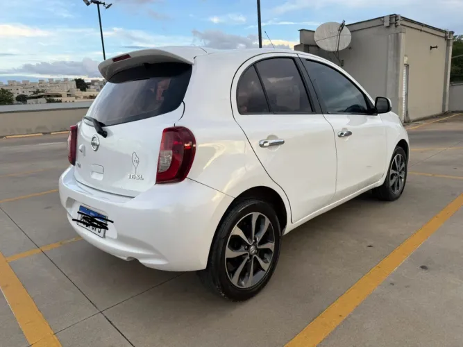 Nissan March SL 1.6 16V Flex Fuel 5P 2015