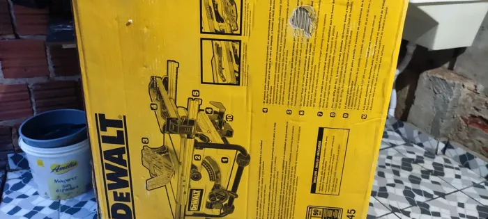 Serra de bancada Dewalt DW745 220v