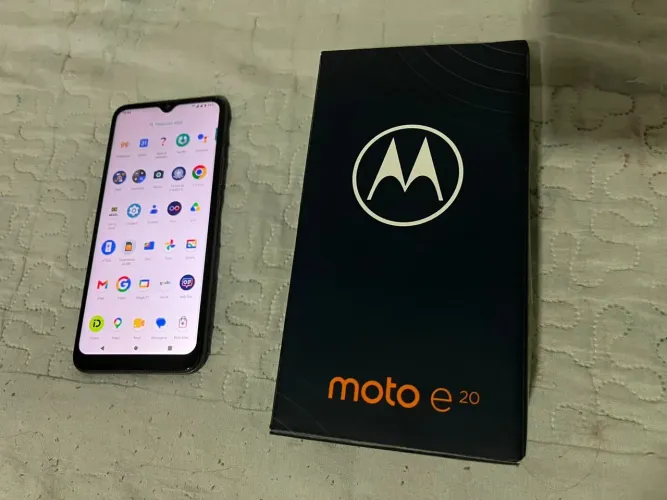 MOTOROLA MOTO E20