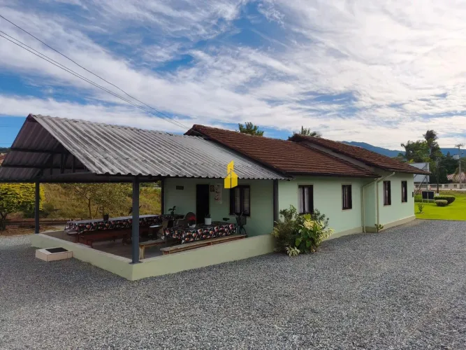 Casa à venda no bairro Centro - Pomerode/SC