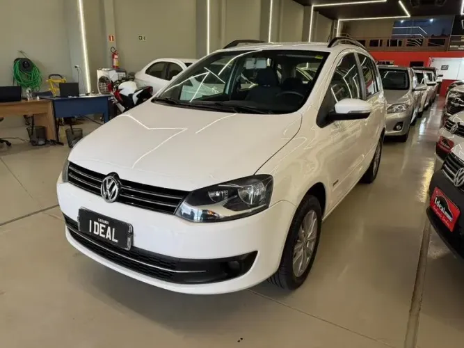 Volkswagen Spacefox 1.6 Trendline Total Flex 8V 5P 2013