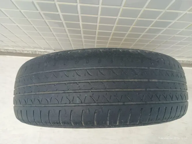 Pneu aro 15 - 185/60/15