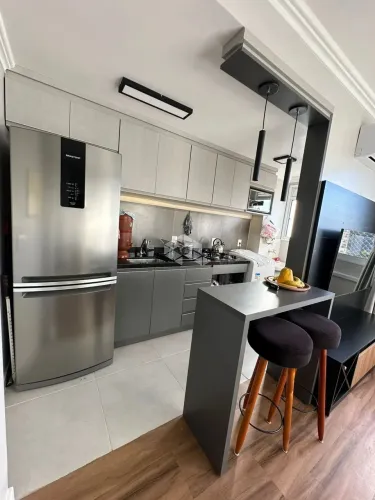 Apartamento 2 Dormitórios, Semi-Mobiliado com Vaga na zona sul de POA/RS